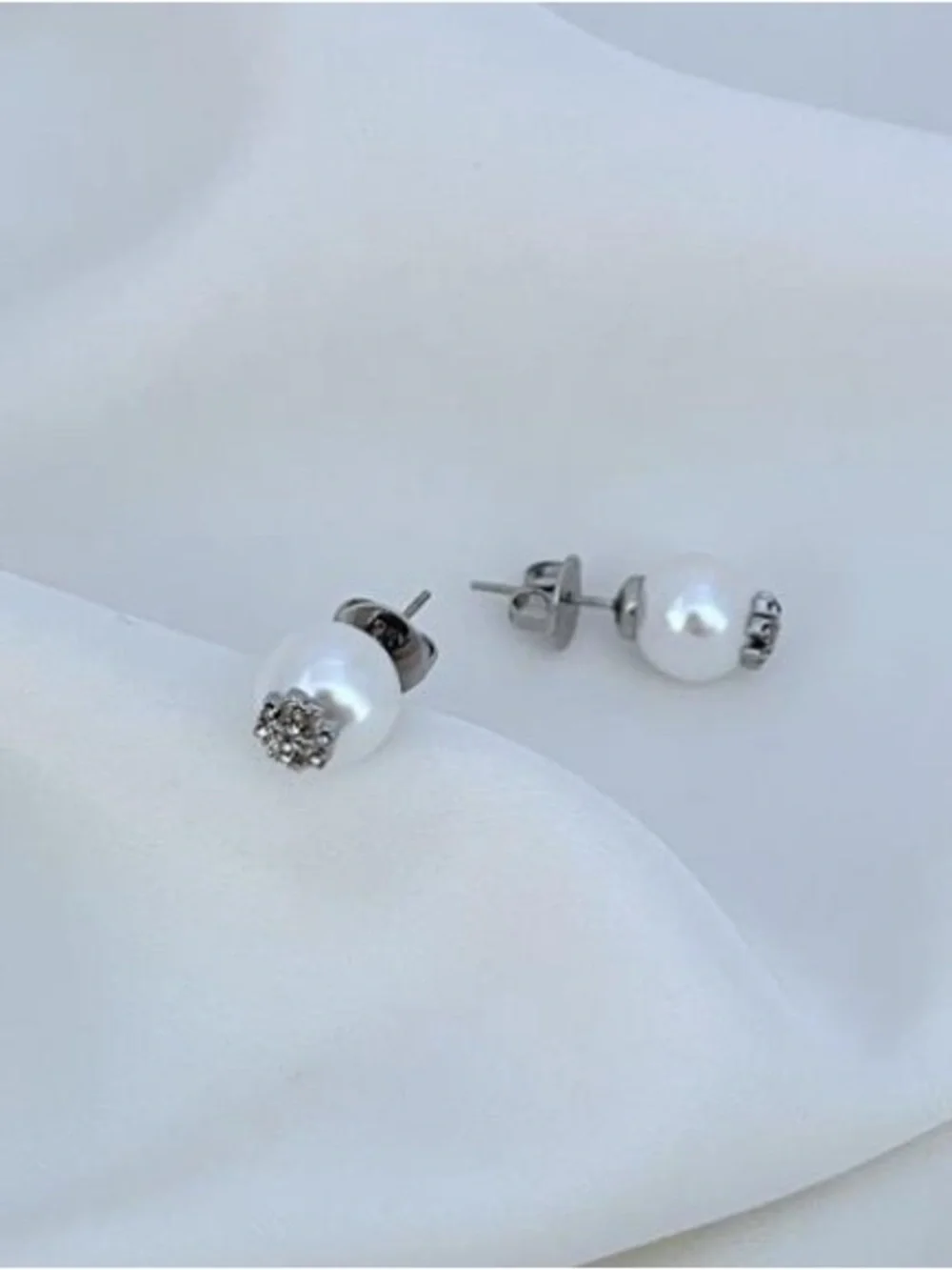 Tory Burch White Pearl Stud Earrings with Silver Crystal Caps